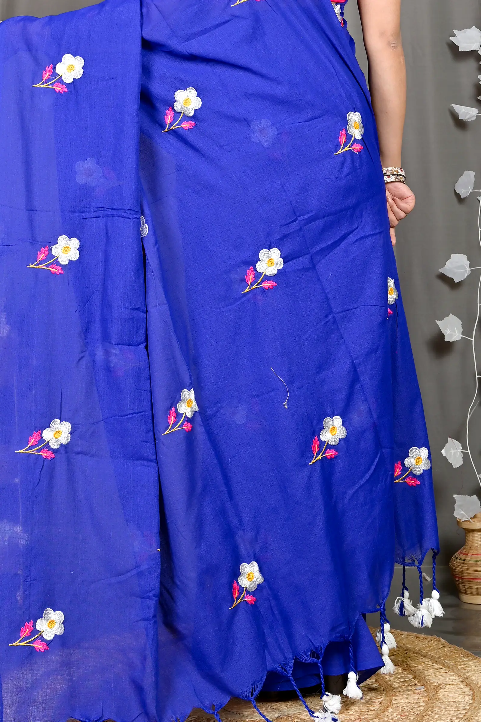 Blue Pure Cotton Paray Embroidery Handloom saree (296)